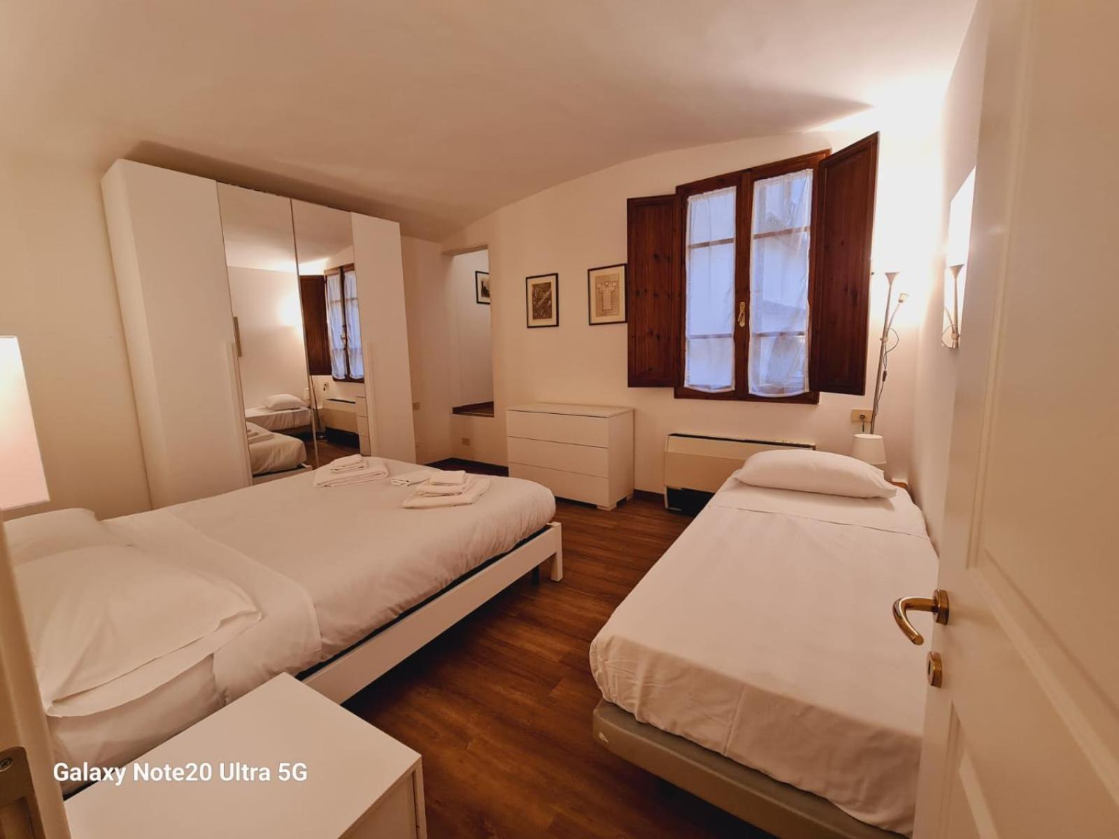 Apartments Close To Duomo Florencia Habitación foto